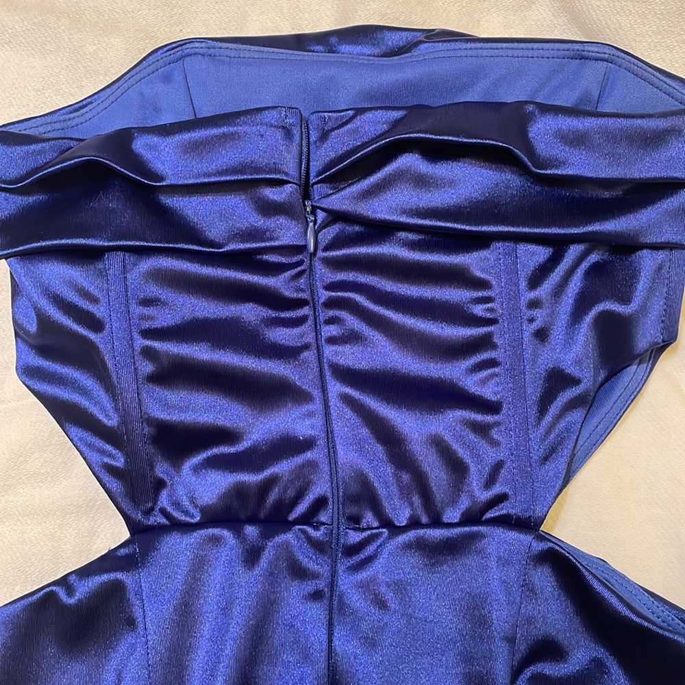 long blue prom dress lucy in the sky size small
60$ (original $75)